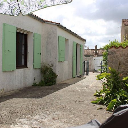 Maison Calme A Saint-Pierre-D'Oleron, 4 Couchages, Proche Commerces, Cour Ensoleillee, Parking. - Fr-1-246A-79 Kültér fotó